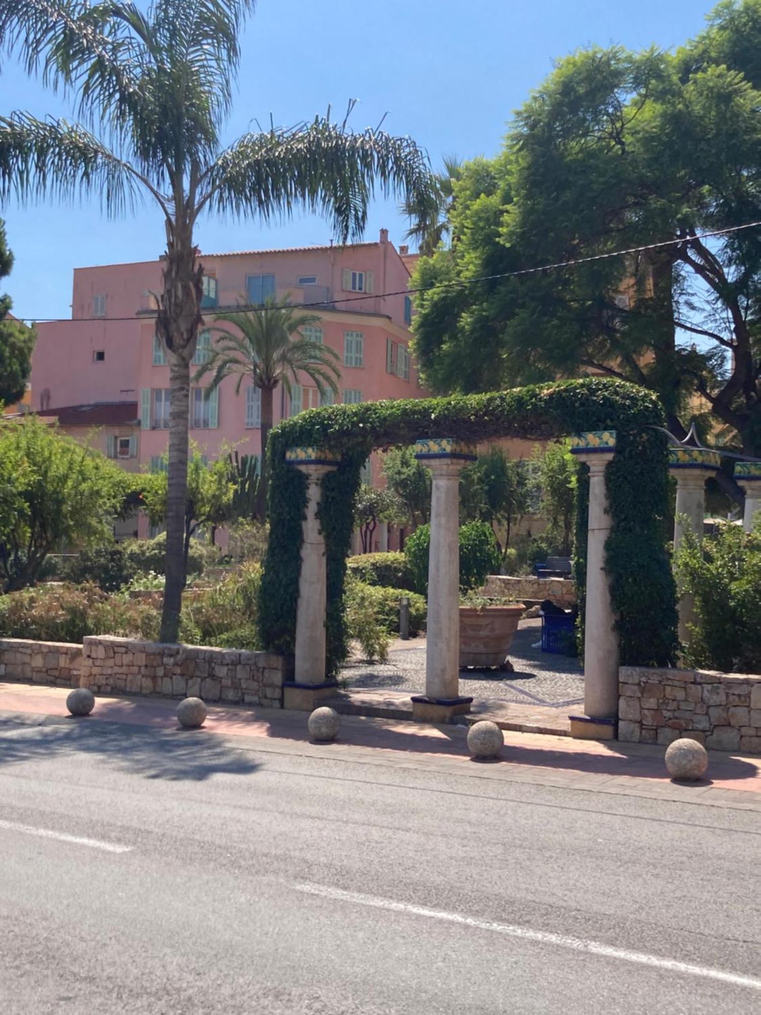 Studio La Cigale Bord De Mer Menton Eksteriør billede